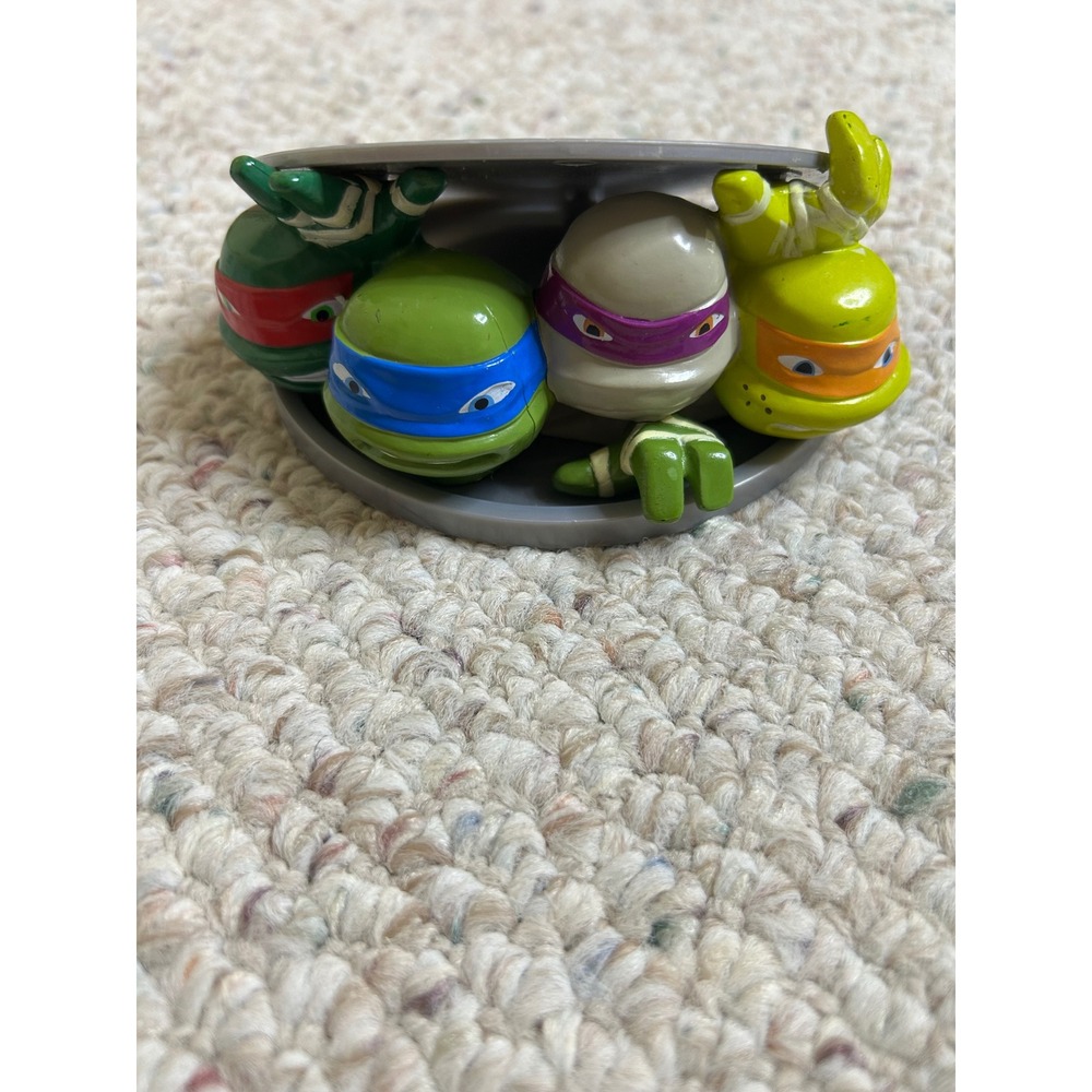 Teenage Mutant Ninja Turtles TMNT Manhole Cover Cake Topper DecoPac 2013‎ Figure